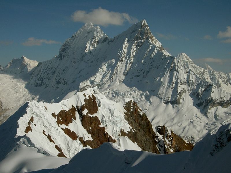 Climbing Nevado Yanapaccha