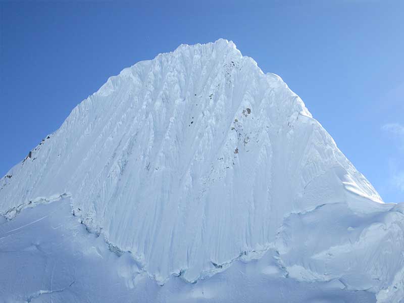 Climbing Alpamayo y Huascaran