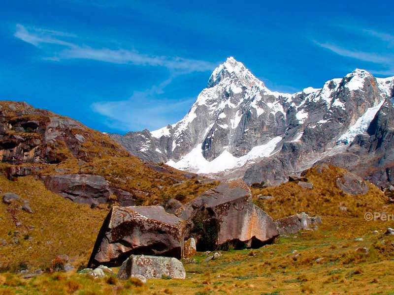 Trekking Santa Cruz y Climbing Urus - Ishinca - Tocllaraju